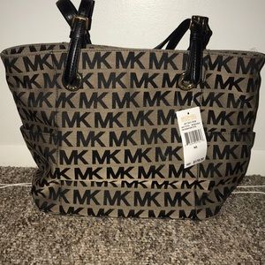 Brand new Michael Kors purse